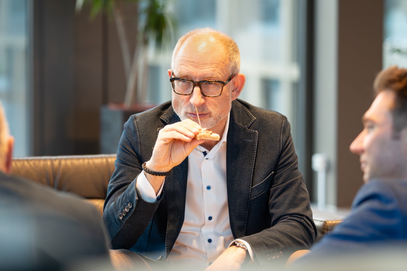 Gast in der Lounge